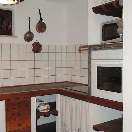 Martina-rustika Apartment Basanija